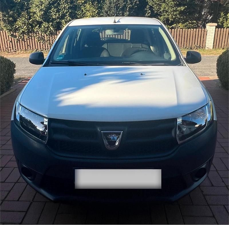 Gebraucht Dacia Sandero 73 PS (53 kW) 2016 Weiß Kleinwagen