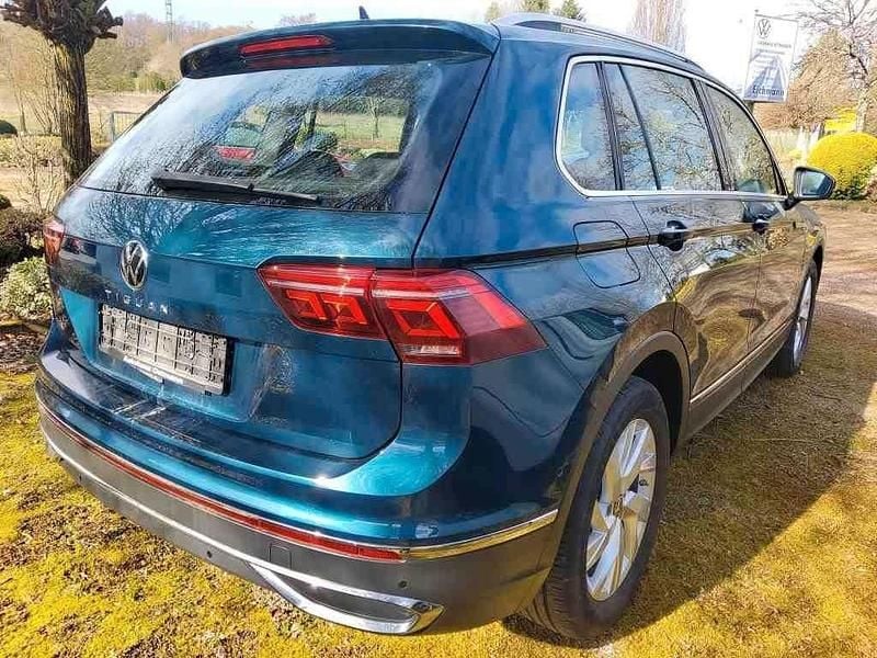 Gebraucht VW Tiguan Elegance 150 PS (110 kW) 2023 Blau SUV