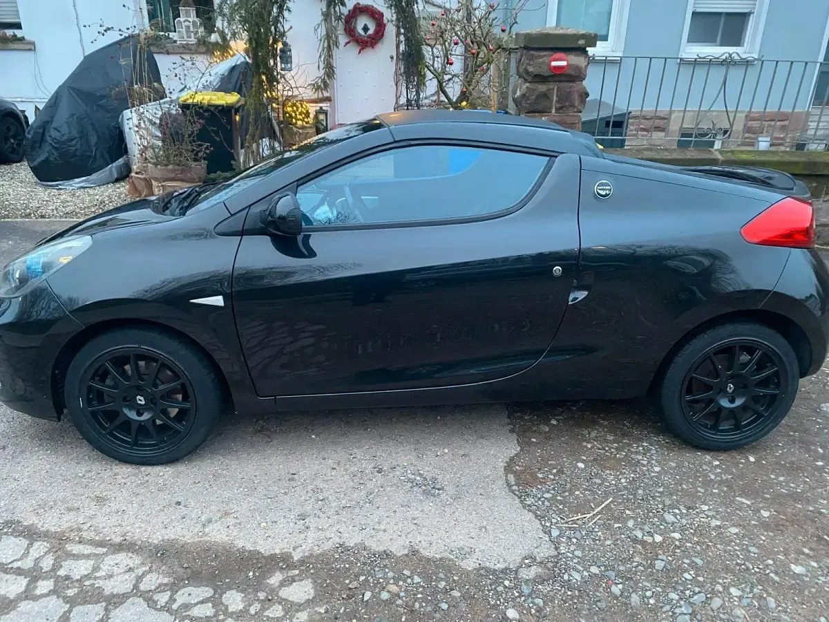 Usata Renault Wind 101 CV (74 kW) 2010 Nero Cabrio