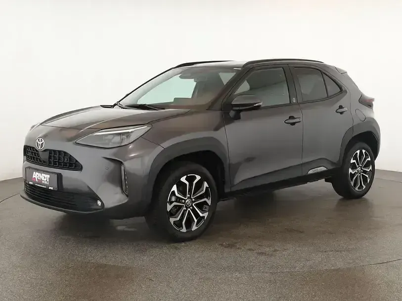 Gebraucht Toyota Yaris Cross Team 131 PS (96 kW) 2024 Marlingrau SUV