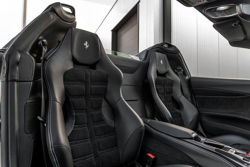 Gebraucht Ferrari 812 799 PS (587 kW) 2020 Grau Cabrio