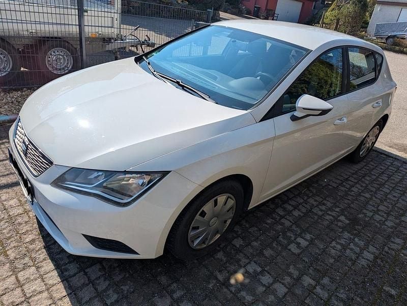 Gebraucht Seat Leon Reference 105 PS (77 kW) 2013 Weiß Limousine