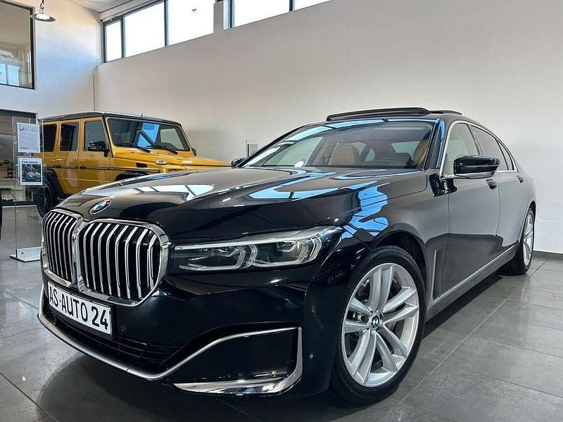 Gebraucht BMW 730L Performance 286 PS (210 kW) 2022 Schwarz Limousine