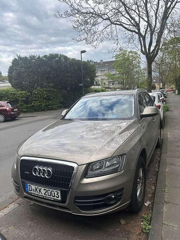 Grün Gebraucht 2009 Audi Q5 SUV | 16.000 € (Fairer Preis) - Bild 1/4