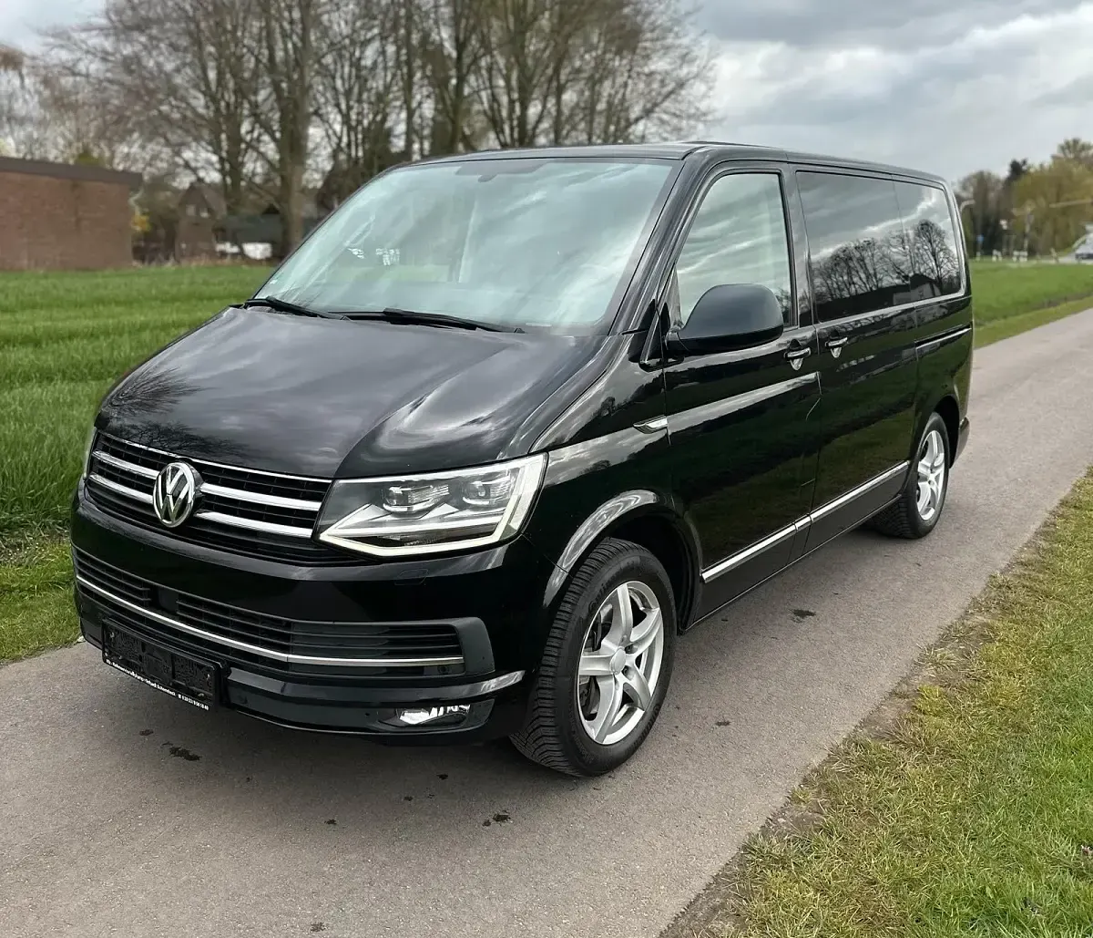 Usata VW T6 Highline 2015 Nero Furgone