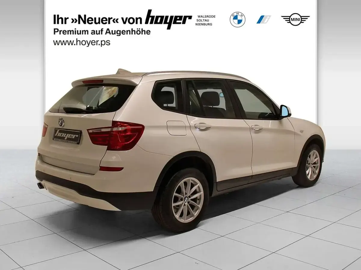 Gebraucht BMW X3 Sport Line 190 PS (139 kW) 2015 Mineralweiß SUV