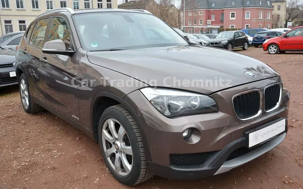 Gebraucht BMW X1 150 PS (110 kW) 2013 Braun SUV