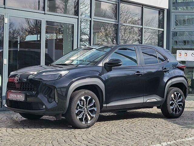 Gebraucht Toyota Yaris Cross Team 116 PS (85 kW) 2021 Schwarz SUV