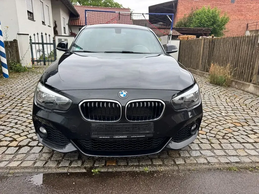 Gebraucht BMW 118 M Sport 136 PS (100 kW) 2017 Schwarz Kleinwagen