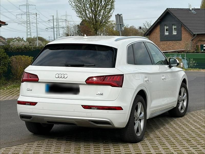 Gebraucht Audi Q5 Ambiente 190 PS (139 kW) 2017 Weiß SUV