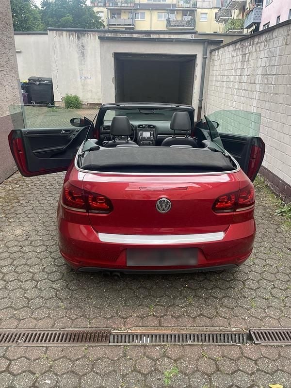 Gebraucht VW Golf Cabriolet 160 PS (117 kW) 2012 Rot Cabrio
