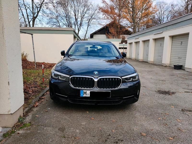 Gebraucht BMW 530e 292 PS (214 kW) 2021 Schwarz Kombi