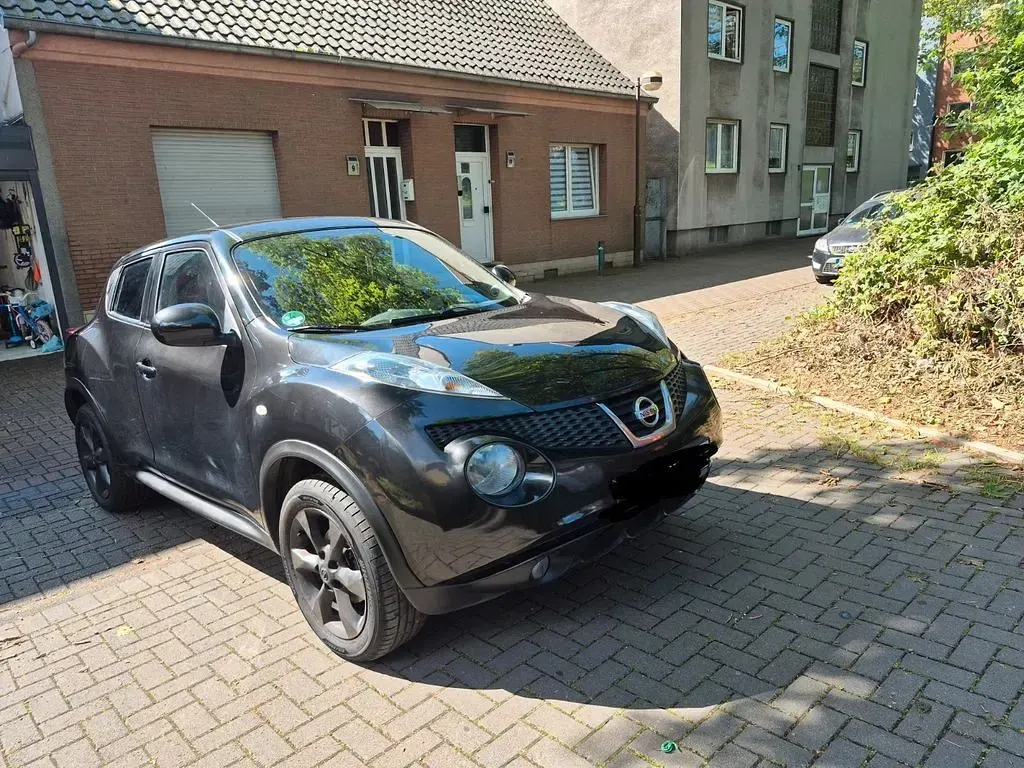 Second-hand Nissan Juke Acenta 110 CP (80 kW) 2012 Negru SUV