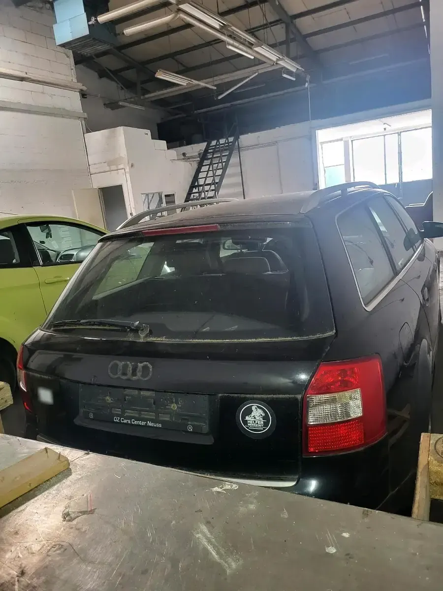Gebraucht Audi A4 180 PS (132 kW) 2004 Schwarz Kombi