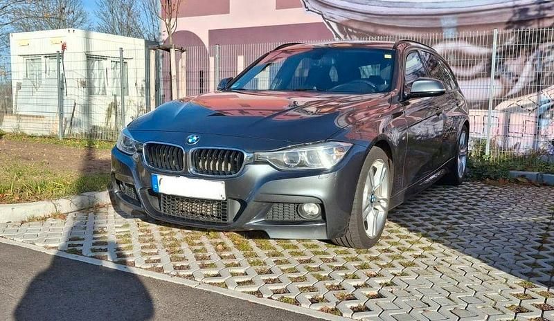 Grau Gebraucht 2014 BMW 320 M Sport Kombi | 10.500 € (Fairer Preis) - Bild 1/4