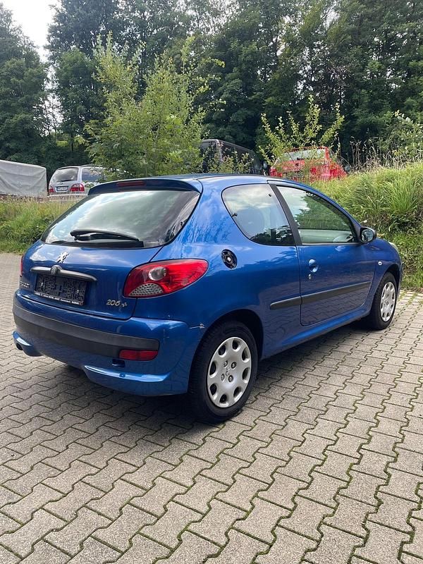 Gebraucht 2009 Peugeot 206+ Kleinwagen | 750 € (Superpreis) - Bild 1/4