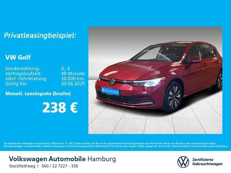 P8 kings red metallic Gebraucht 2023 VW Golf VIII Move Limousine | 24.220 € (Fairer Preis) - Bild 1/4