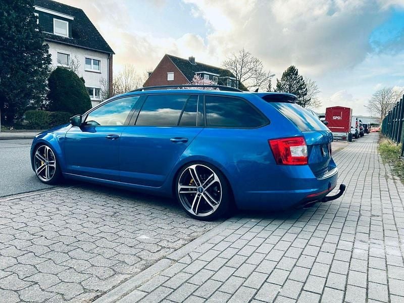Gebraucht Skoda Octavia RS 184 PS (135 kW) 2016 Blau Kleinwagen