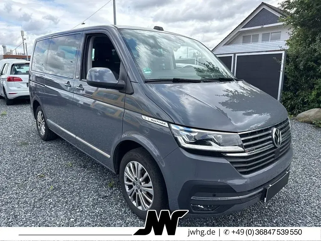 Gebraucht VW Multivan Generation Six 204 PS (150 kW) 2021 Pure grey Van / Kleinbus