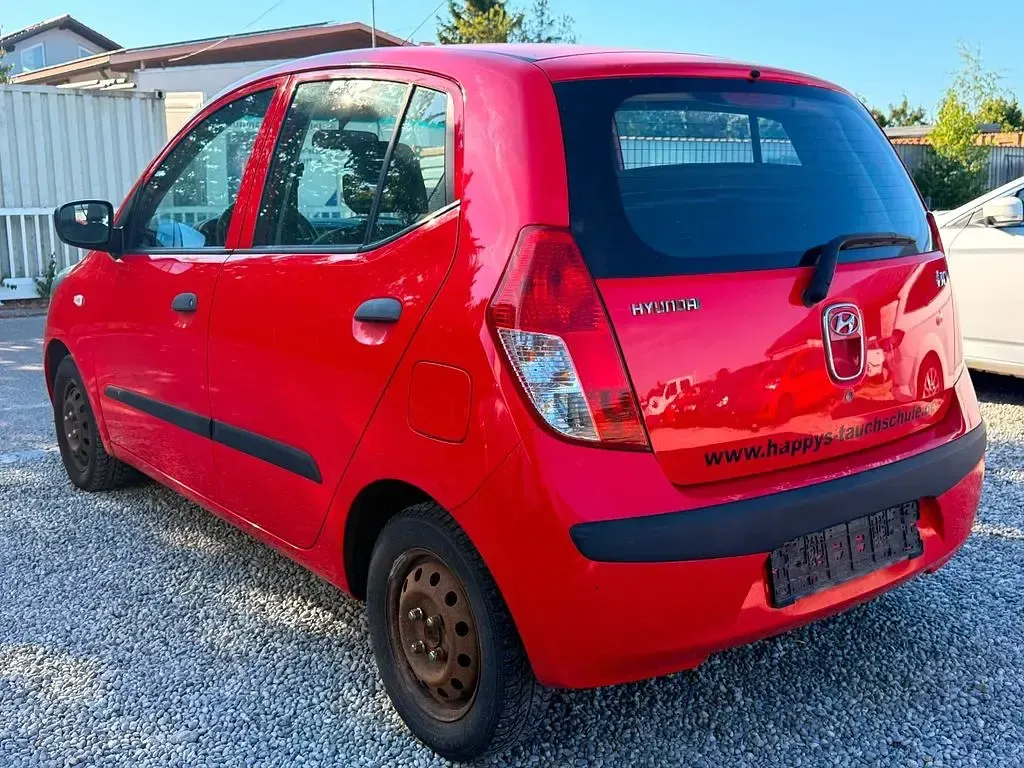 Gebraucht Hyundai i10 Edition 67 PS (49 kW) 2010 Rot Kleinwagen