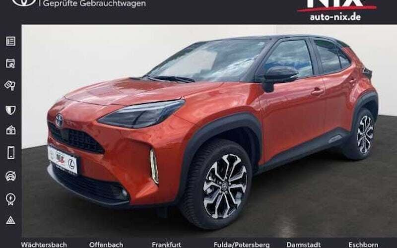 Weiß Gebraucht 2023 Toyota Yaris Cross Edition SUV | 26.890 € (Fairer Preis) - Bild 1/4