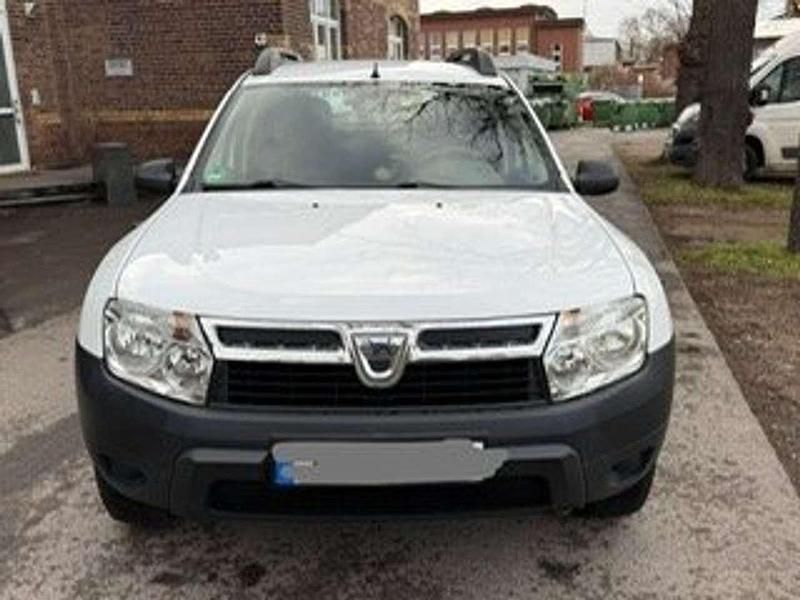 Usado Dacia Duster Basis 105 HP (77 kW) 2013 Branco SUV