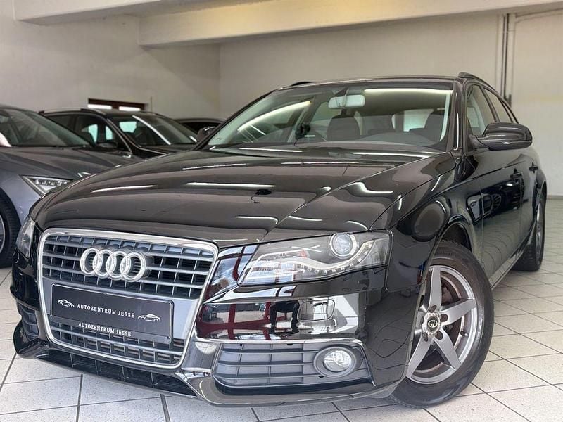 Gebraucht Audi A4 Attraction 120 PS (88 kW) 2010 Schwarz Kombi