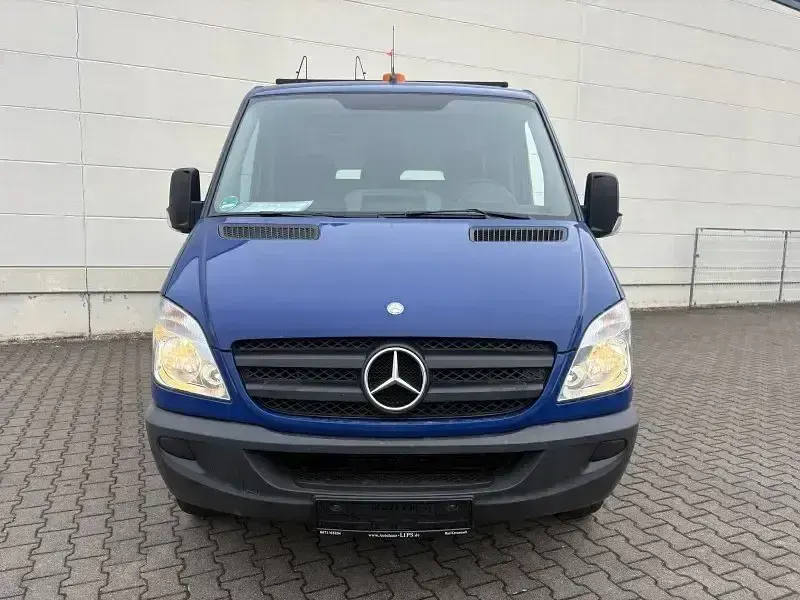 Używany Mercedes Sprinter 95 KM (69 kW) 2012 Niebieski Van