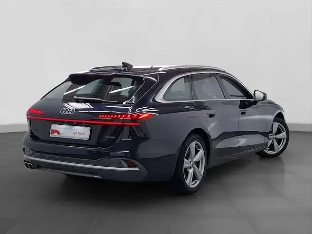 Gebraucht Audi A6 Advanced 204 PS (150 kW) 2026 Firmamentblau metallic Kombi