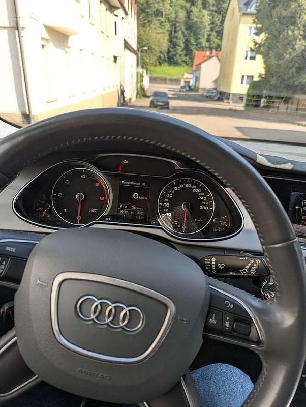 Beige Gebraucht 2014 Audi A4 Attraction Kombi | 13.500 € (Guter Preis) - Bild 1/4