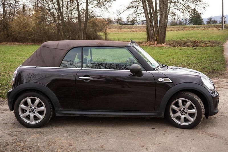 Gebraucht Mini One Cabriolet 98 PS (72 kW) 2015 Braun Cabrio