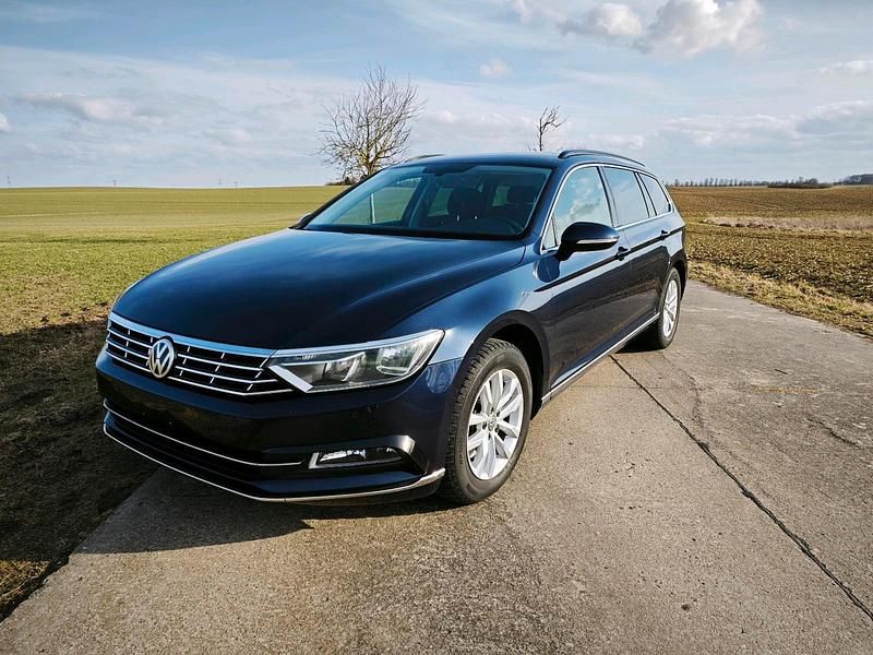Gebraucht VW Passat 150 PS (110 kW) 2015 Blau Kombi
