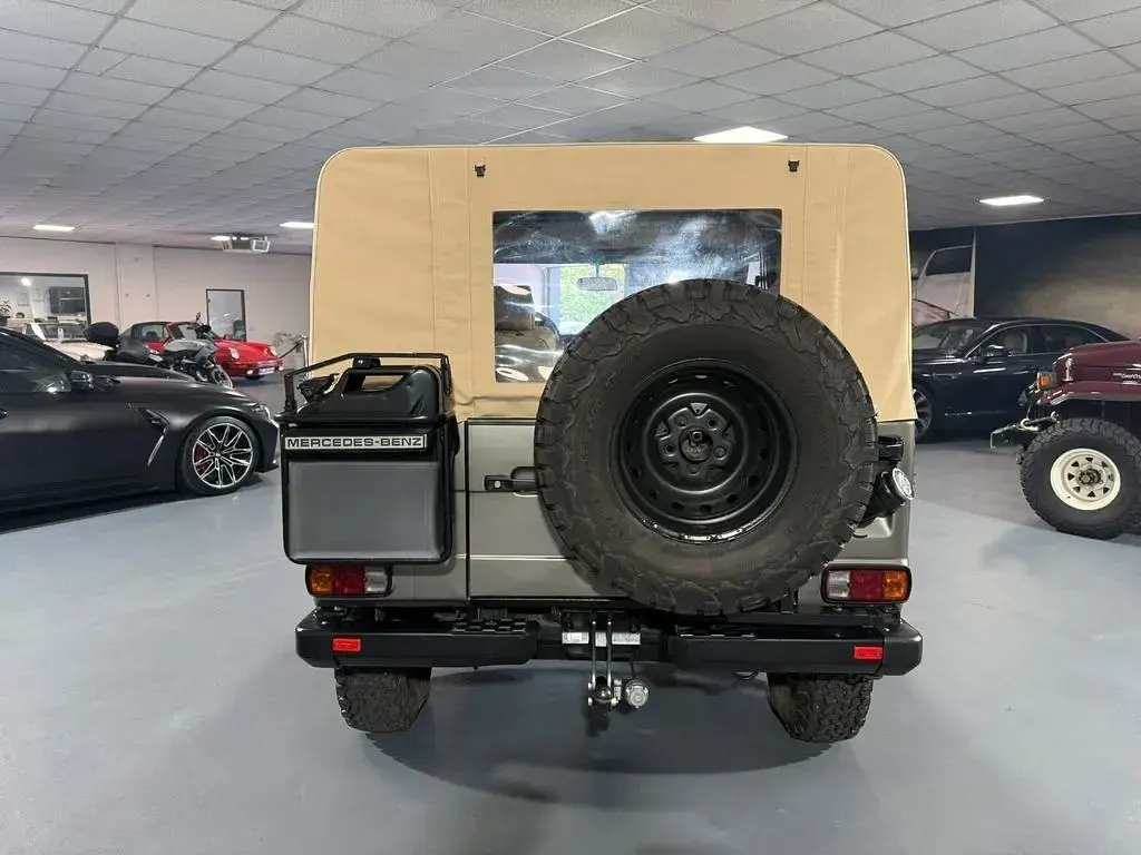 Gebraucht Mercedes G240 92 PS (67 kW) 1989 Grau SUV