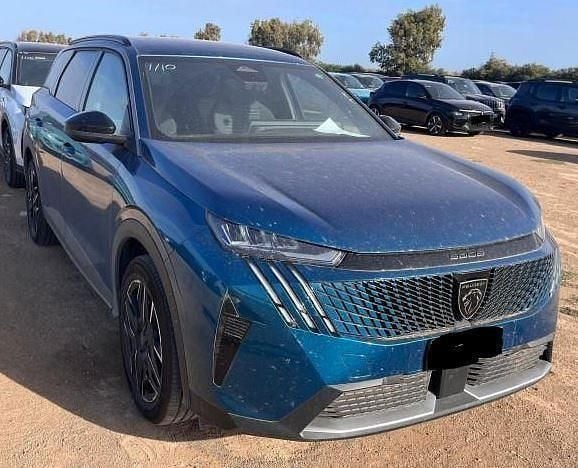 Blau obsession Gebraucht 2025 Peugeot 5008 Allure SUV | 31.680 € (Superpreis) - Bild 1/4