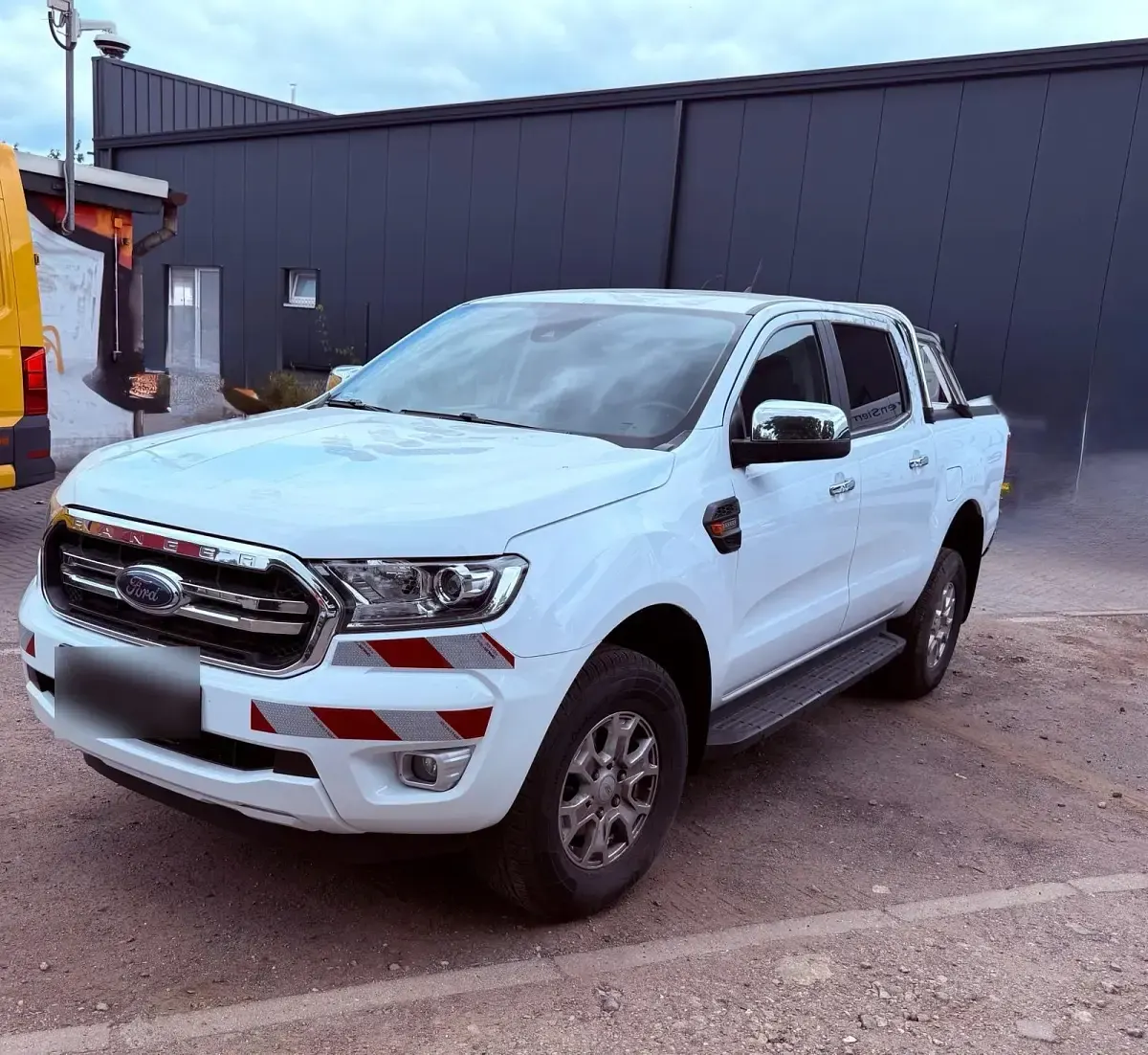 Gebraucht Ford Ranger 170 PS (125 kW) 2020 Weiß Pickup