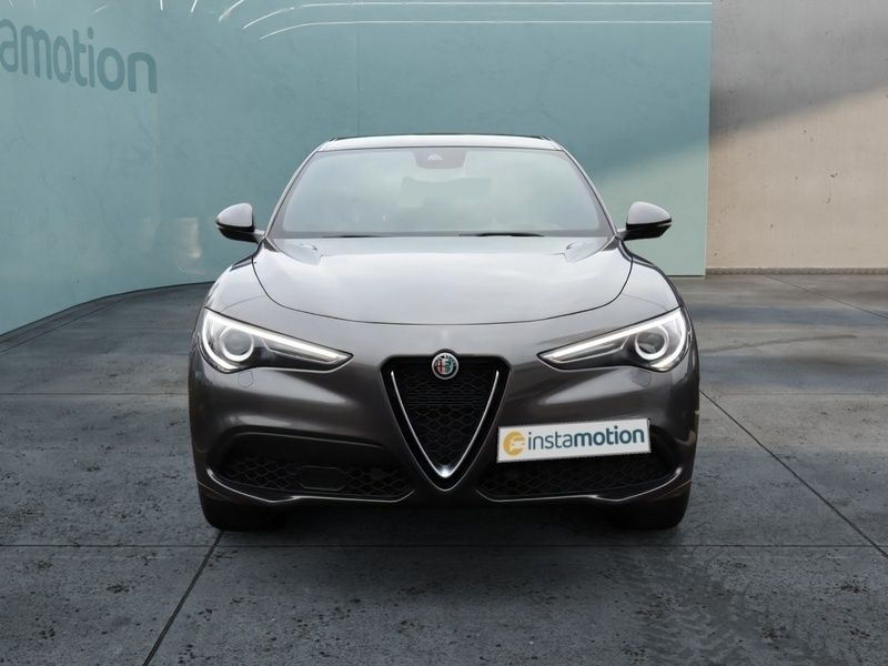 Gebraucht Alfa Romeo Stelvio Ti 280 PS (205 kW) 2023 Grün SUV