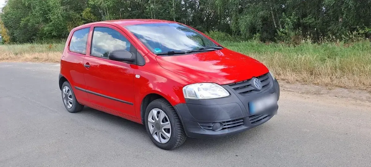Gebraucht VW Fox 60 PS (44 kW) 2011 Rot Kleinwagen