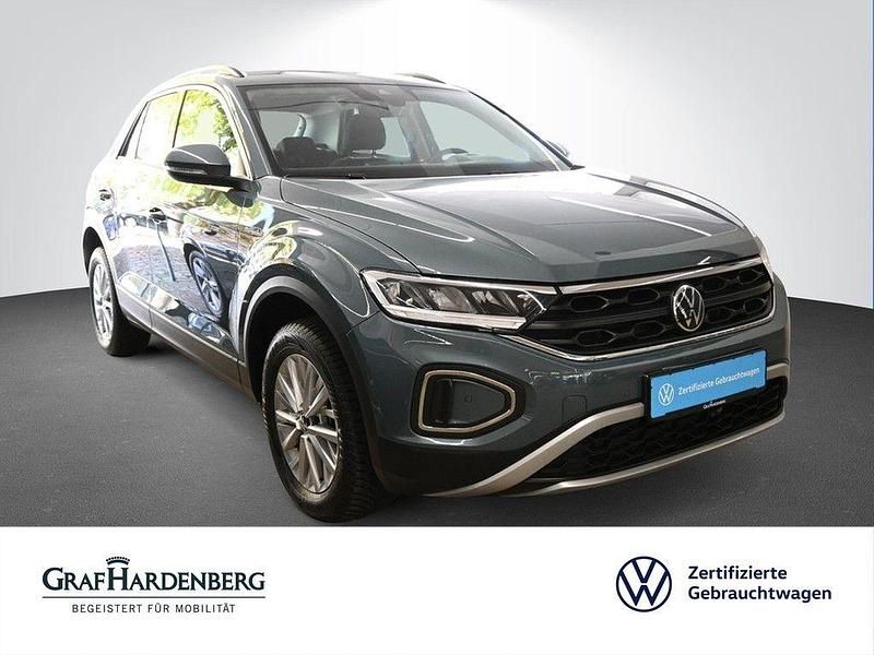 Blau Gebraucht 2024 VW T-Roc Life SUV | 29.980 € (Fairer Preis) - Bild 1/4