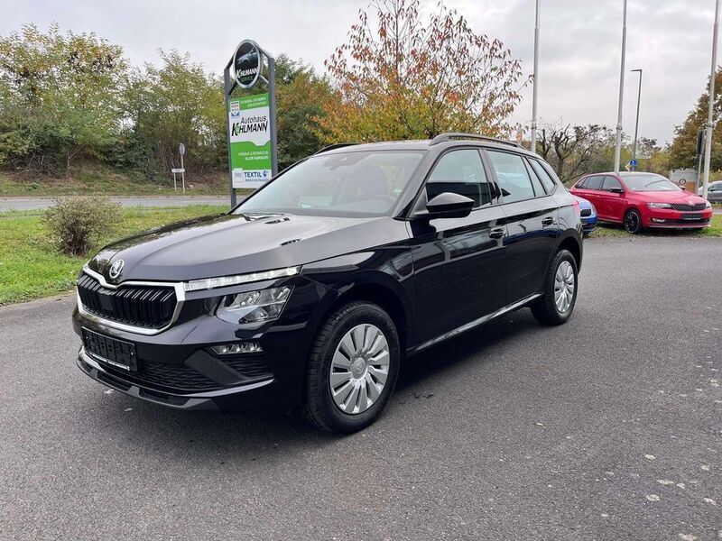 Black magic perl. Neu 2024 Skoda Kamiq Essence SUV | 24.990 € (Fairer Preis) - Bild 1/4