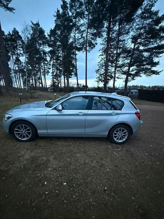 Gebraucht BMW 118 170 PS (125 kW) 2014 Silber Kleinwagen