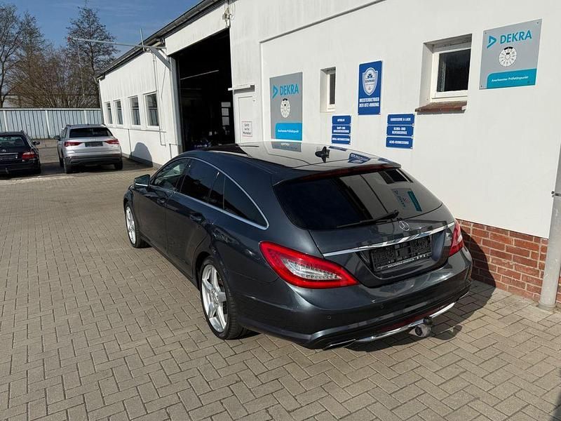 Gebraucht Mercedes CLS350 Shooting Brake 265 PS (194 kW) 2013 Grau Kombi