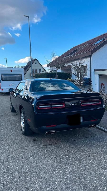 Gebraucht Dodge Challenger SXT 309 PS (227 kW) 2022 Schwarz Coupé