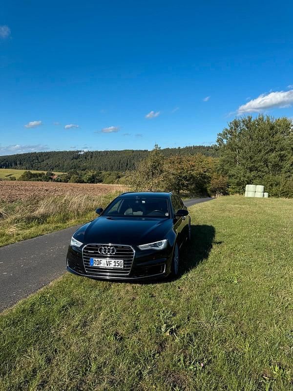 Gebraucht Audi A6 Comfort 250 PS (183 kW) 2014 Schwarz Kombi