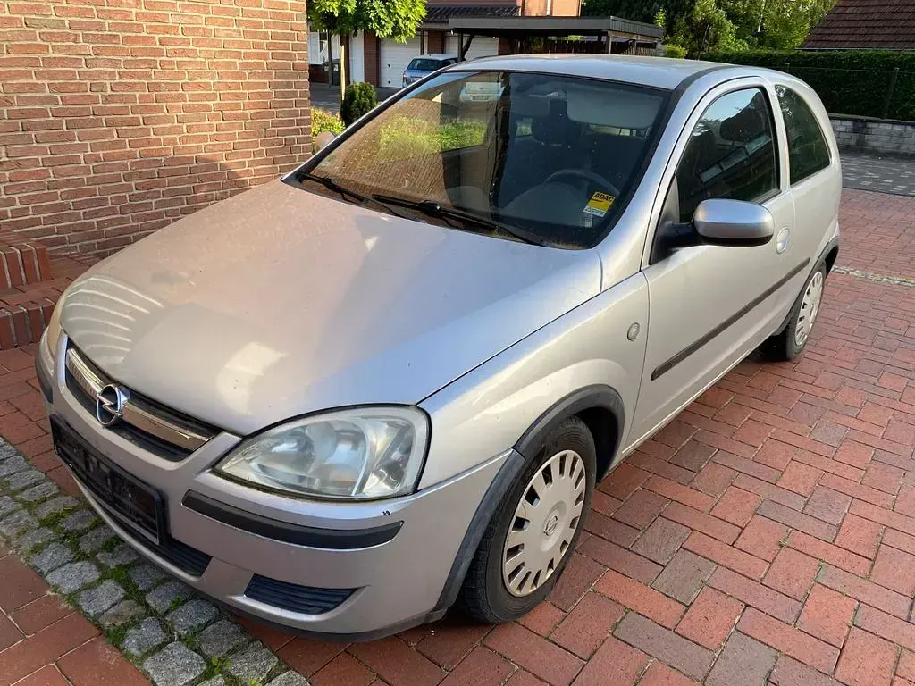 Gebraucht Opel Corsa 60 PS (44 kW) 2004 Silber Kleinwagen