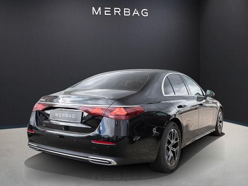Gebraucht Mercedes E200 163 PS (119 kW) 2025 Unilack schwarz Limousine