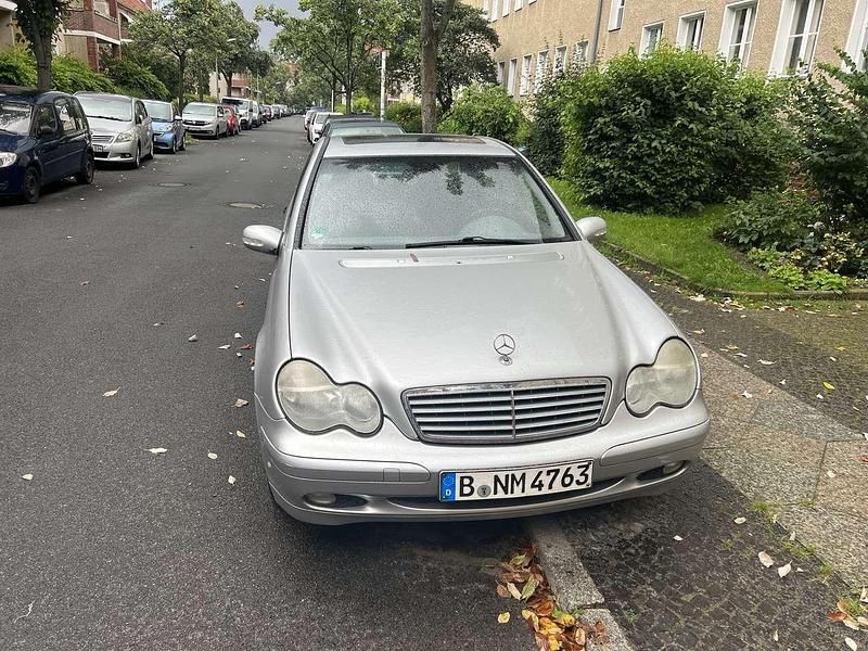 Gebraucht 2002 Mercedes C200 Limousine | 2.100 € (Fairer Preis) - Bild 1/4