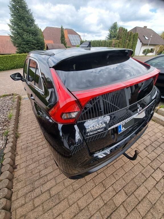 Second-hand Mitsubishi Eclipse Cross 163 CP (119 kW) 2018 Negru SUV