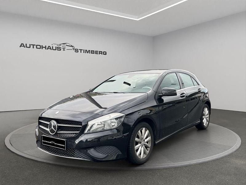 Schwarz Gebraucht 2013 Mercedes A180 Limousine | 10.690 € (Fairer Preis) - Bild 1/4