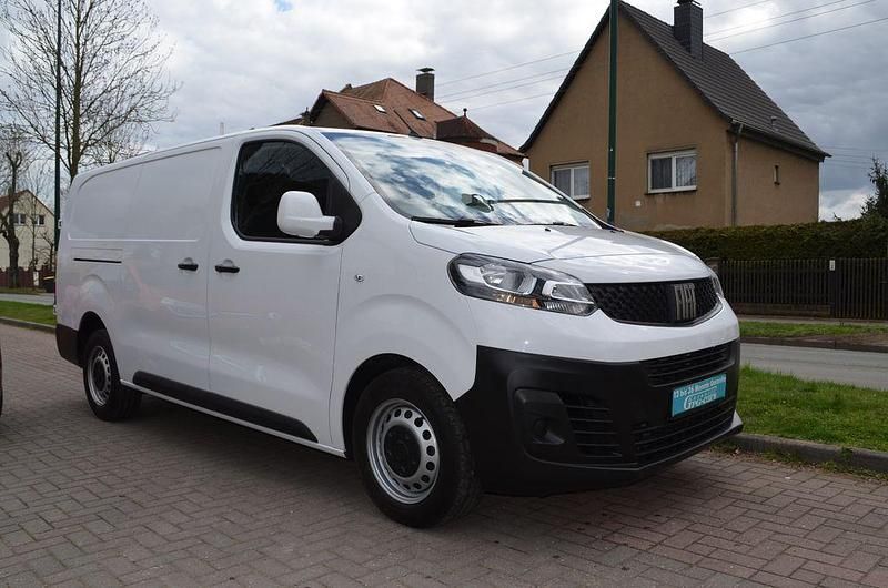 Gebraucht Fiat Scudo Basis 102 PS (75 kW) 2023 Weiß Van