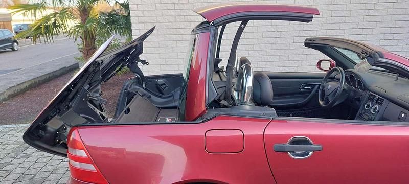 Gebraucht Mercedes SLK200 136 PS (100 kW) 1999 Rot Cabrio